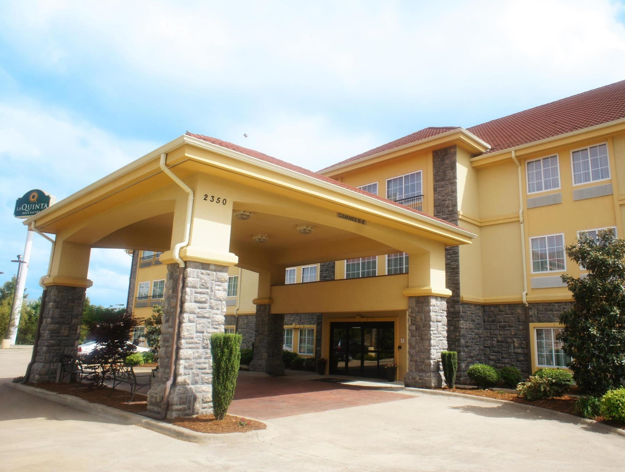 La Quinta By Wyndham Conway Hotel Exterior photo