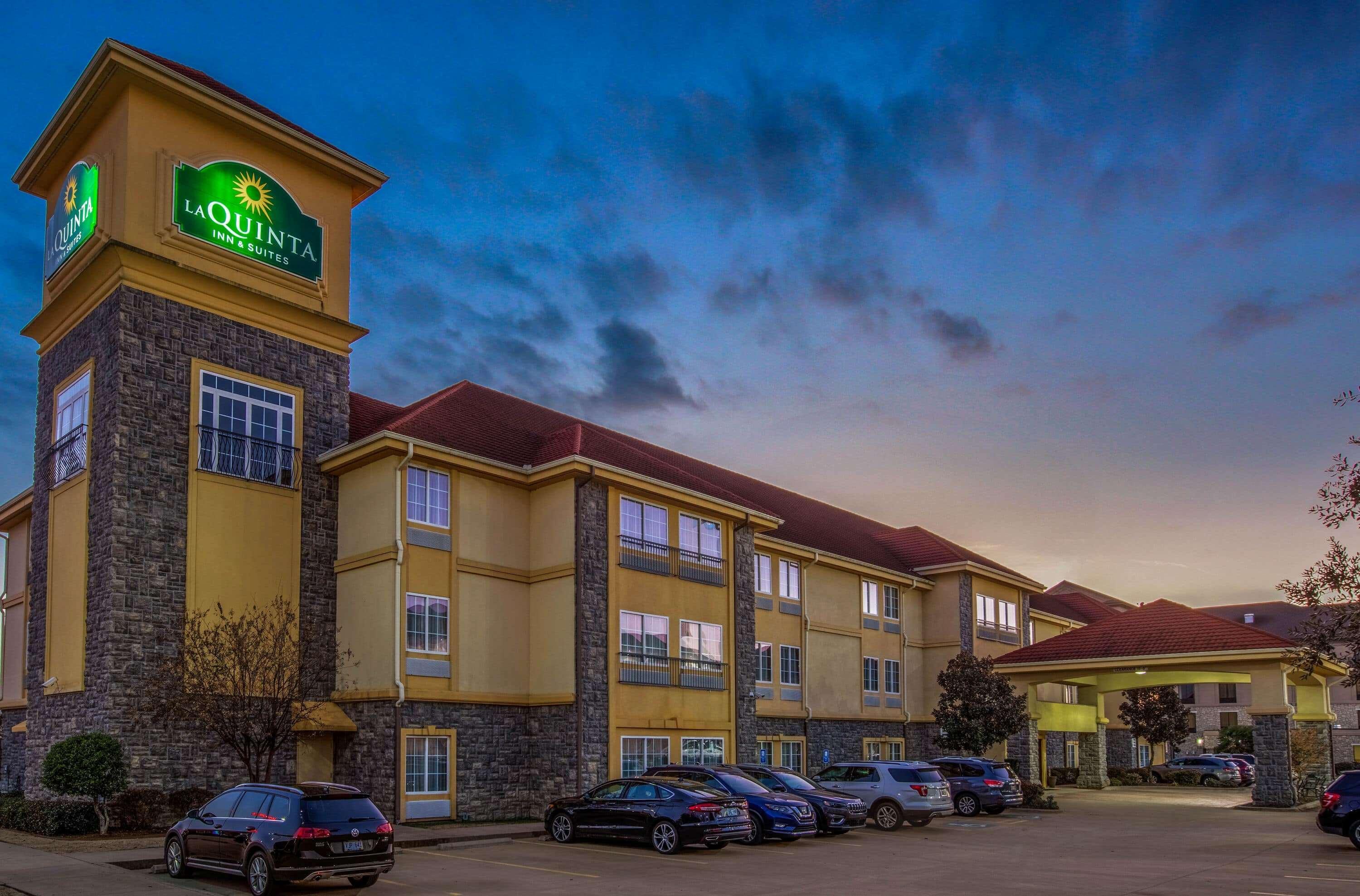 La Quinta By Wyndham Conway Hotel Exterior photo